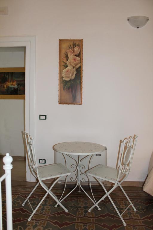 Hotel La Casa Bianca à Monopoli Extérieur photo